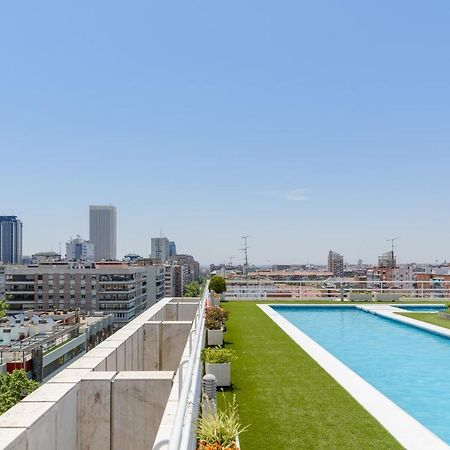 Charming Eurobuilding Skyline Madrid Apartment Exterior foto