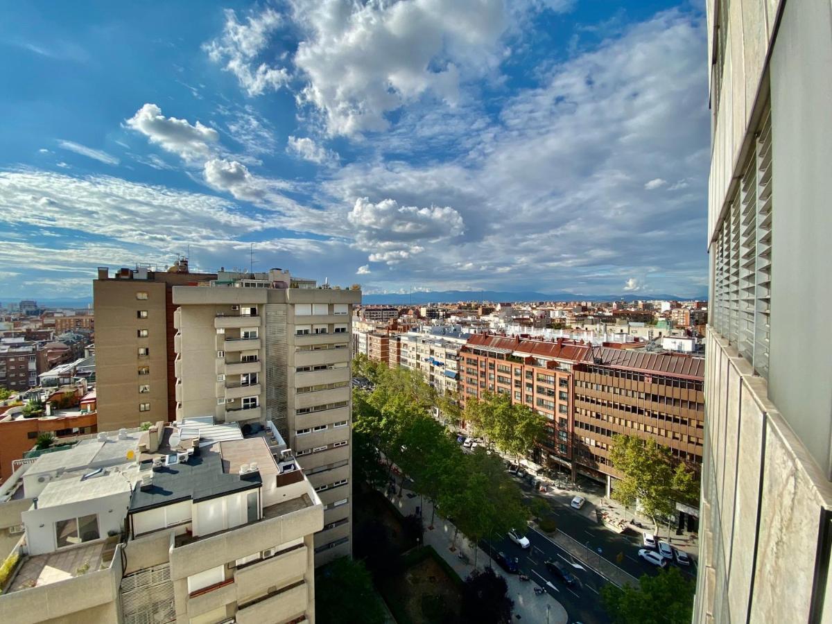 Charming Eurobuilding Skyline Madrid Apartment Exterior foto